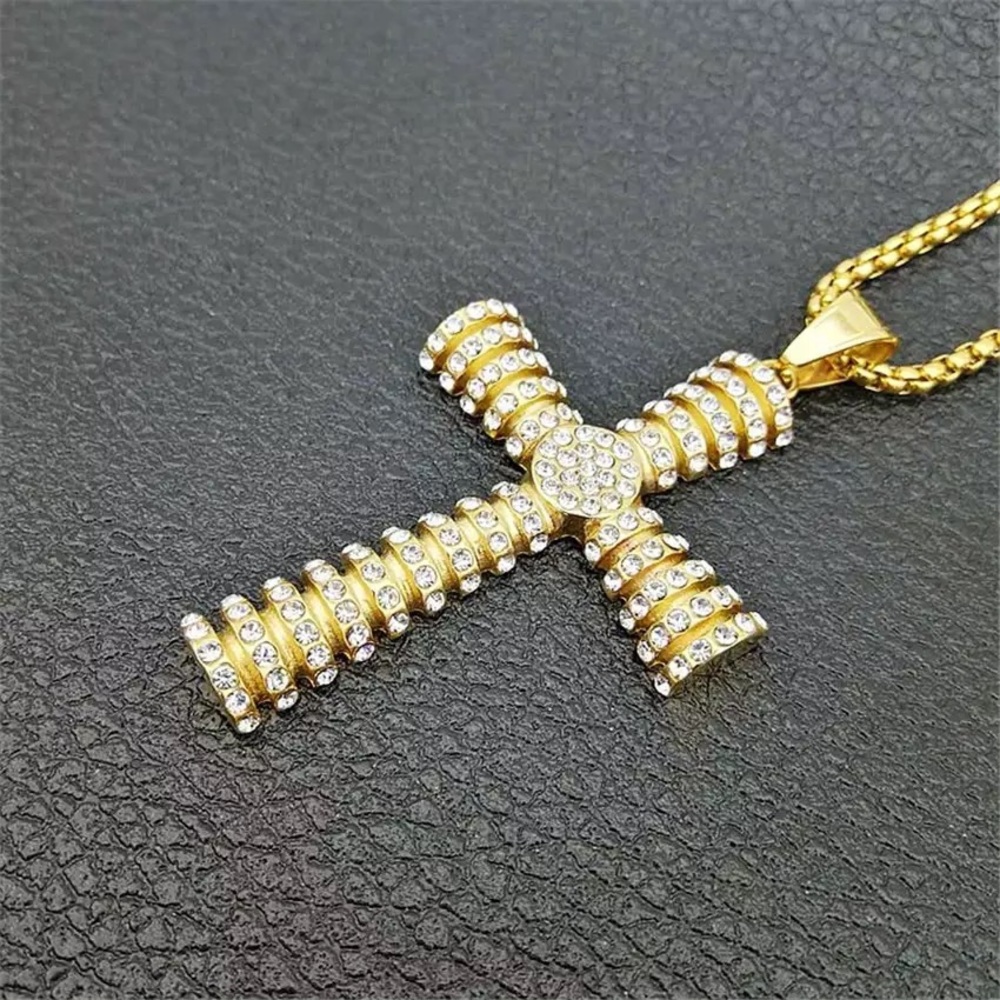 Vintage Stainless Steel Cross Pendant Necklace - Picture 3 of 6